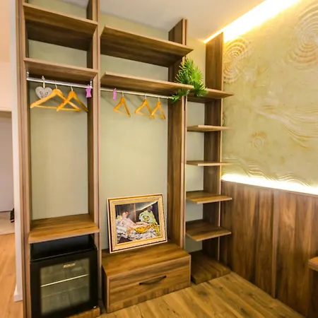 Bed & Breakfast Hercules Sea View 4*