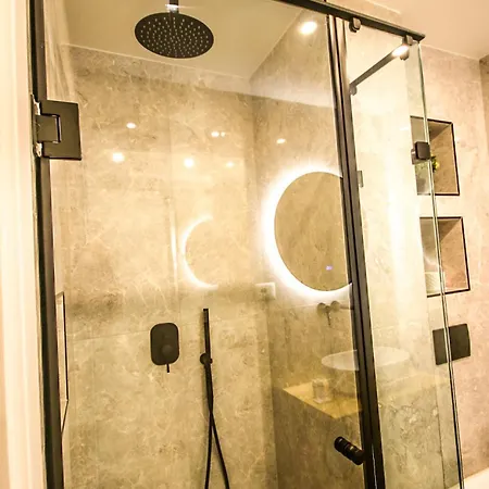 Hercules Sea View Panzió 4*