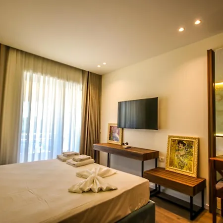 Hercules Sea View 4*