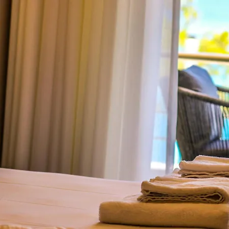 Hercules Sea View 4* Himara