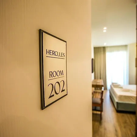 Hercules Sea View 4*