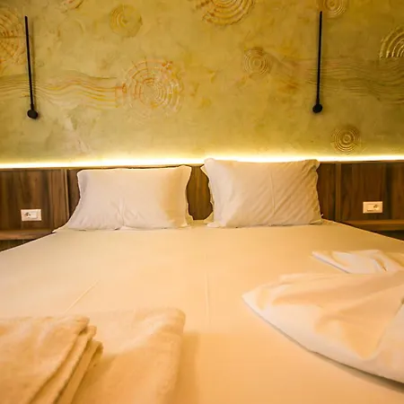 Hercules Sea View 4*