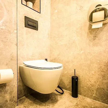 Hercules Sea View Himare