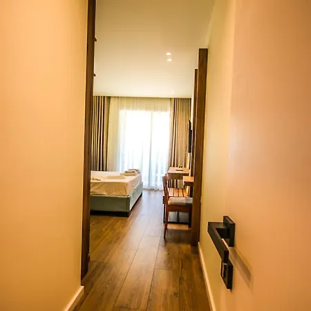 Hercules Sea View Alojamento de Acomodação e Pequeno-almoço 4*