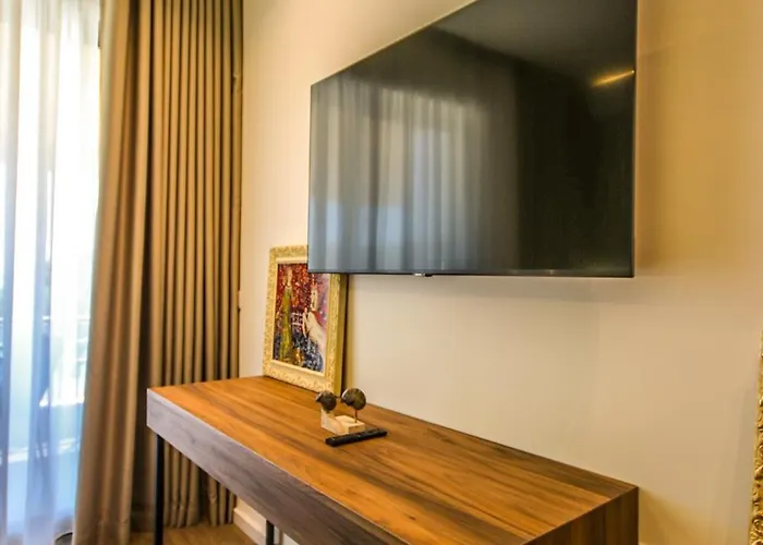 Hercules Sea View Oda ve Kahvaltı 4*